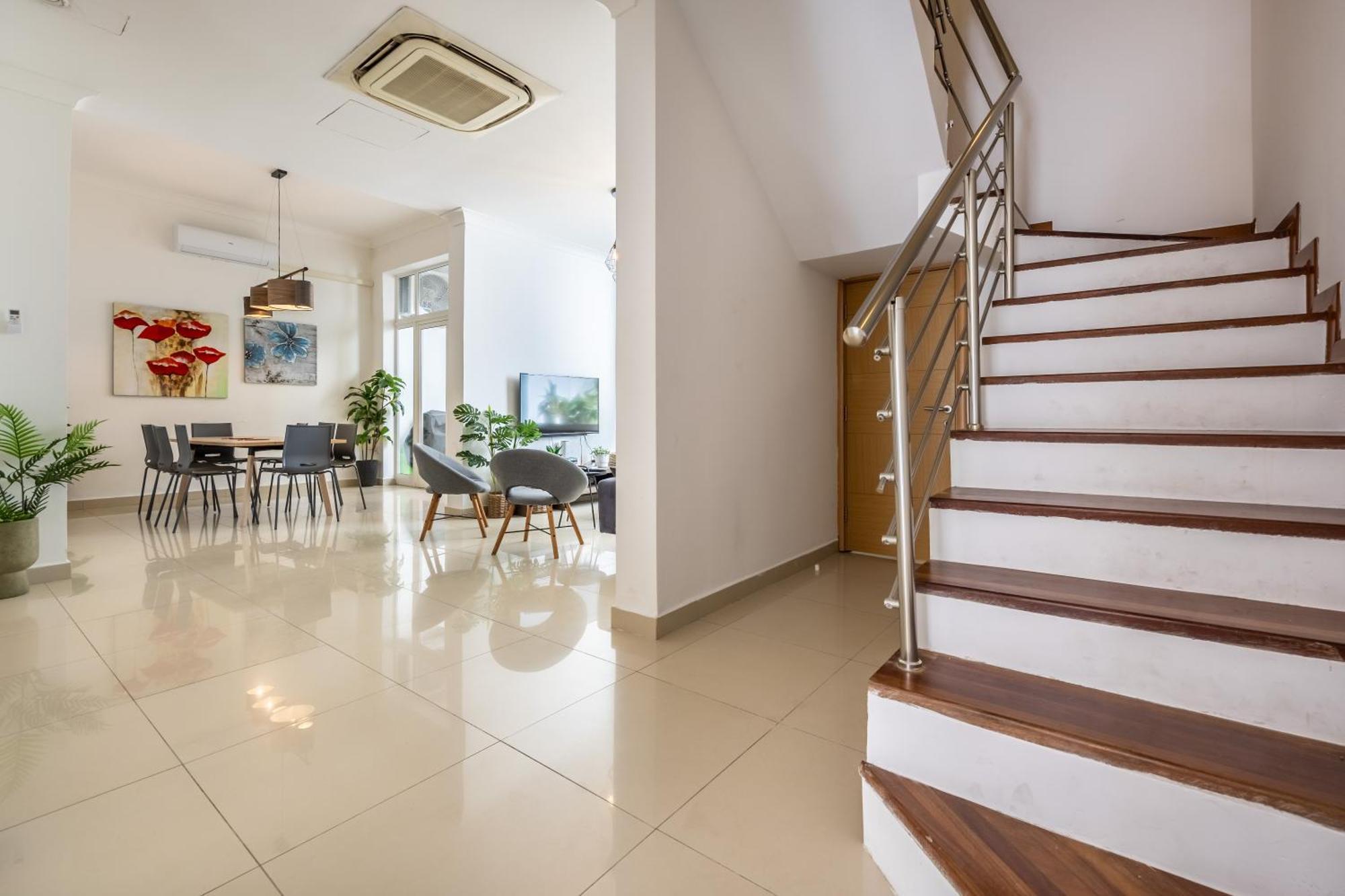 Hard To Come By - Modern & Huge House In Sliema Exterior photo